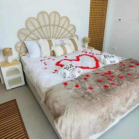 Villa Romantic Santorini-style With Private Pool And Sea View *